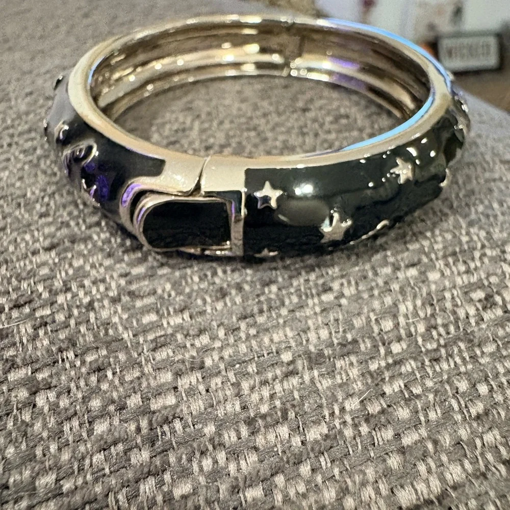 EUC Y2K Coach Celestial/Star Enamel Hinged Bangle Bracelet Black - Picture 2 of 5